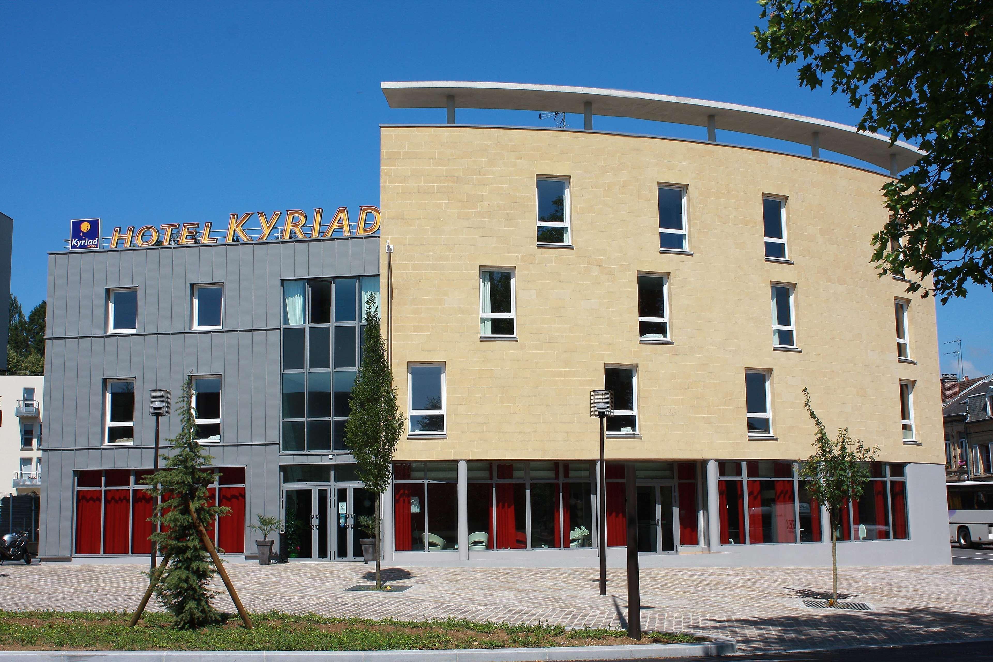Kyriad Charleville Mezieres Eksteriør bilde